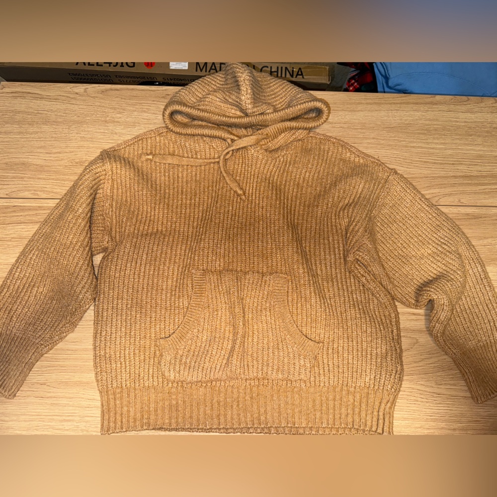 American Eagle knit sweater